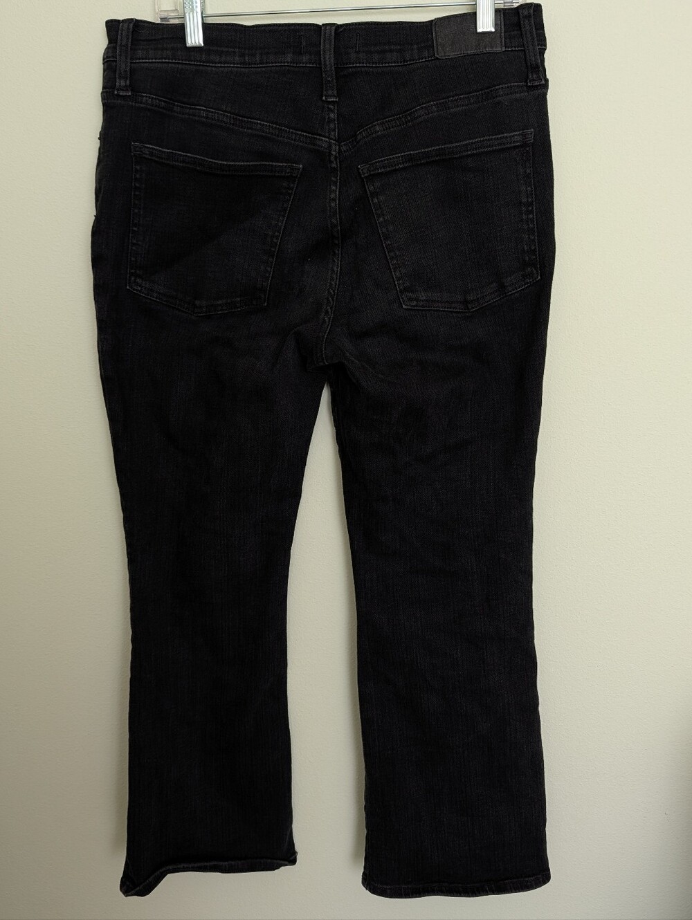 Madewell Mid-Rise Kick Out Jeans Size 31 Washed Black Cropped Flare